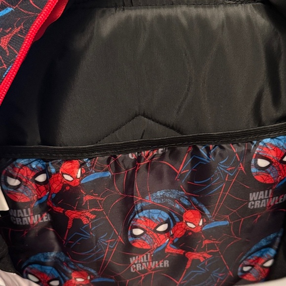 NEW- Marvel SpiderMan Mask Boys Light-Up 17" Backpack 3D Face Black & Red Kids - Picture 8 of 12